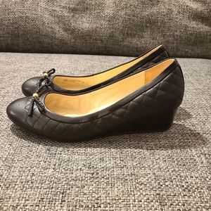 Cole Haan Black Tali Grand W04926 Size 7B Quilted Lace Wedges